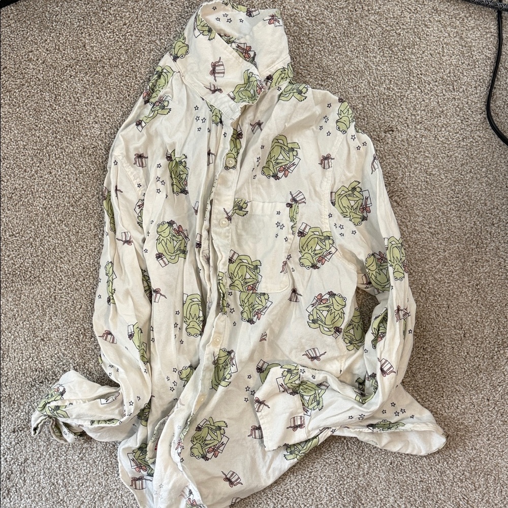 Aerie Kermit button up pajama top